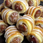 Breakfast-Pigs-in-Cinnamon-Rolls