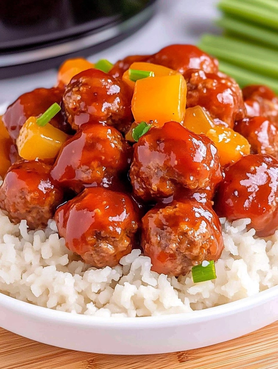 Healthy Crockpot Hawaiian Meatballs