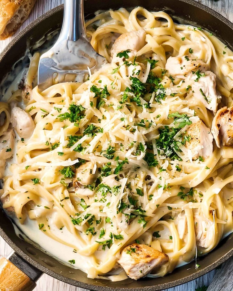 Creamy Chicken Alfredo | 30-Minute Restaurant-Style Pasta Dinner